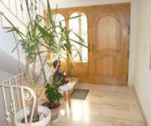 Haus Goetterlay 아파트 *